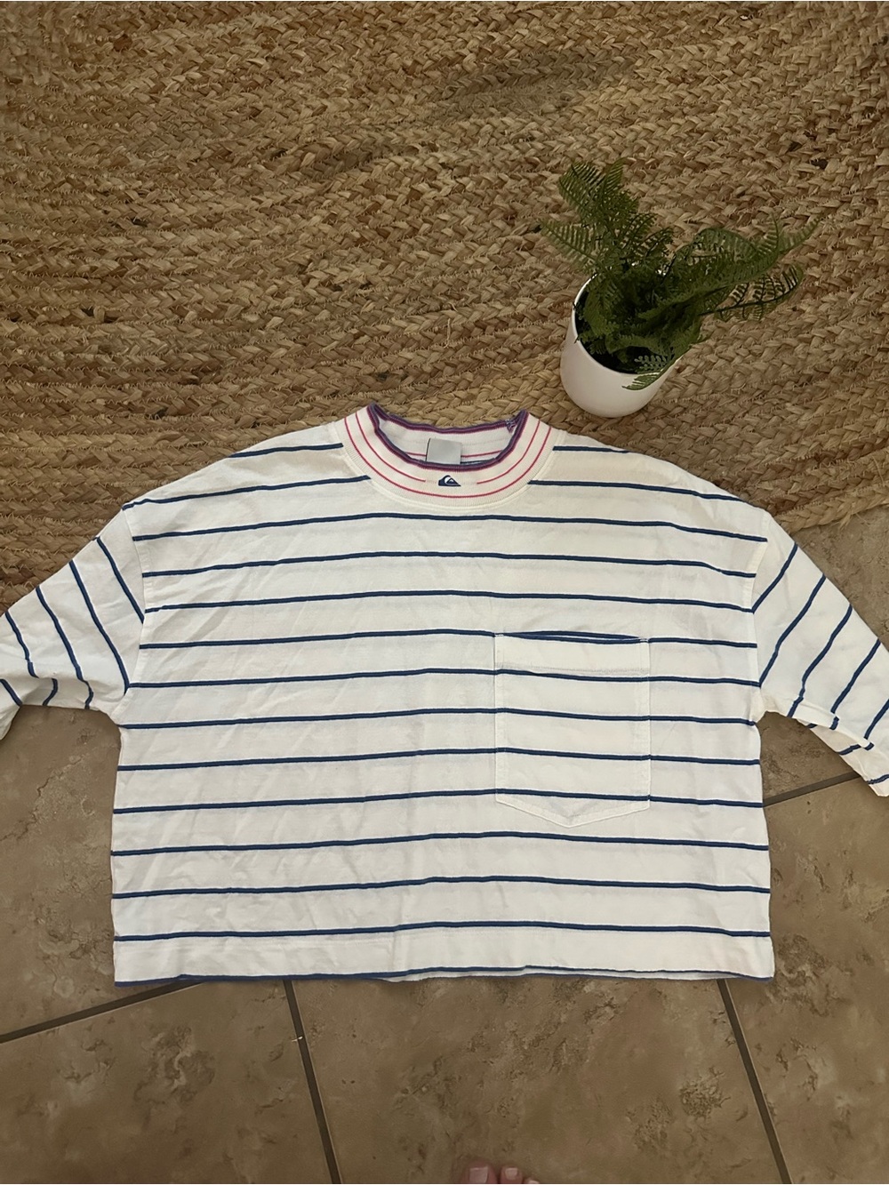 QUIKSILVER POCKET CROP TOP